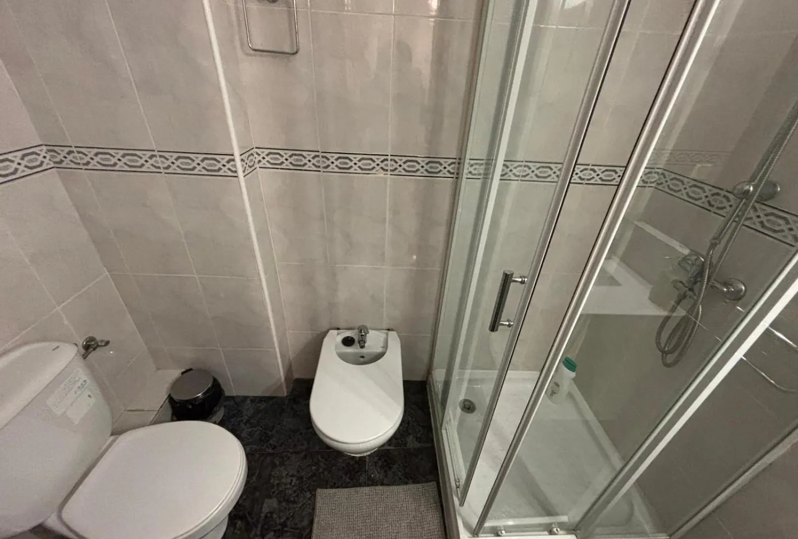Pensionat Beautiful Rooms For Rent In Tarragona Center